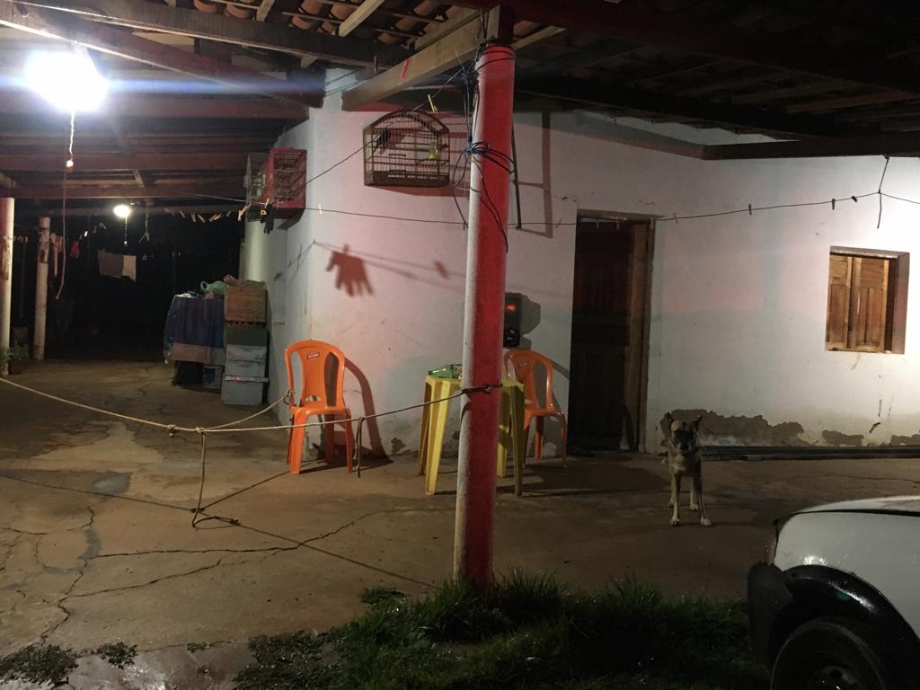 Homem é executado a tiros e esposa é baleada na frente da filha em Isaías Coelho. Foto: reprodução Homem é executado a tiros e esposa é baleada na frente da filha em Isaías Coelho. Foto: reprodução