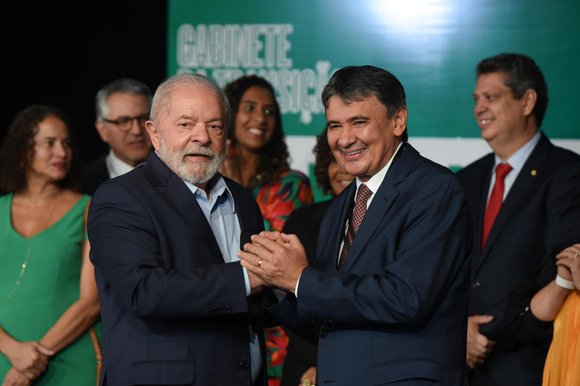 Wellington Dias anuncia que Lula virá ao Piauí para retomar obras. Foto: reprodução  Wellington Dias anuncia que Lula virá ao Piauí para retomar obras. Foto: reprodução